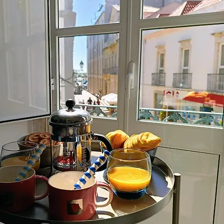 Grey And Green, Modern 2-bedroom Apartment, Ac, Location At Faro's Historic Centre شقة
