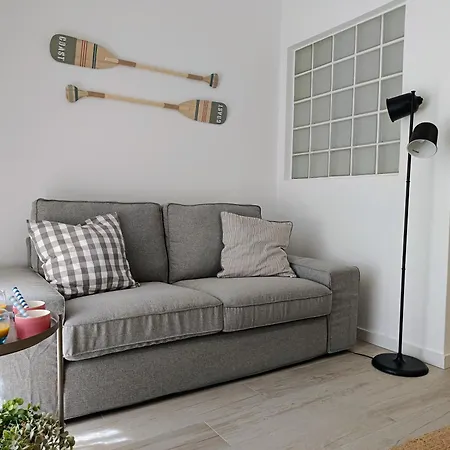 Grey And Green, Modern 2-bedroom Apartment, Ac, Location At Faro's Historic Centre شقة *