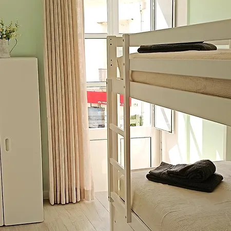 Grey And Green, Modern 2-bedroom Apartment, Ac, Location At Faro's Historic Centre