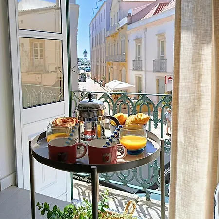 Grey And Green, Modern 2-bedroom Apartment, Ac, Location At Faro's Historic Centre Apartamento *