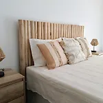 Grey And Green, Modern 2-bedroom Apartment, Ac, Location At Faro's Historic Centre *